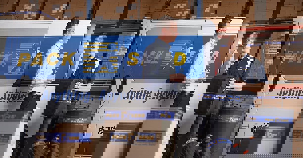 Courier Services Image