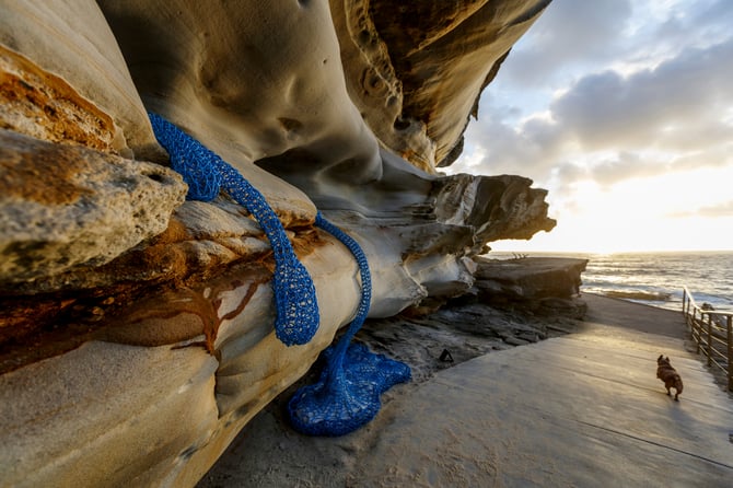 LucyBarker_SeaThrough_SxSBondi2017_JessicaWyld_001-1.jpg