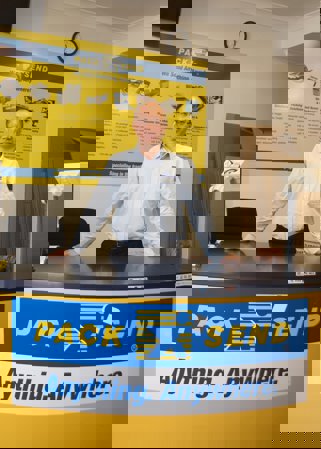 An interview with Hank Han of PACK & SEND Mascot