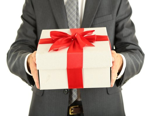 6 Tips for Sending Business Gifts