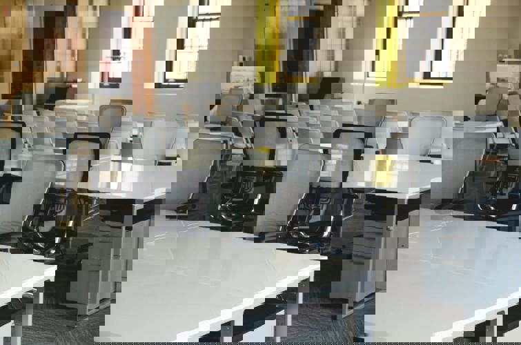 5 Tips for Moving Office